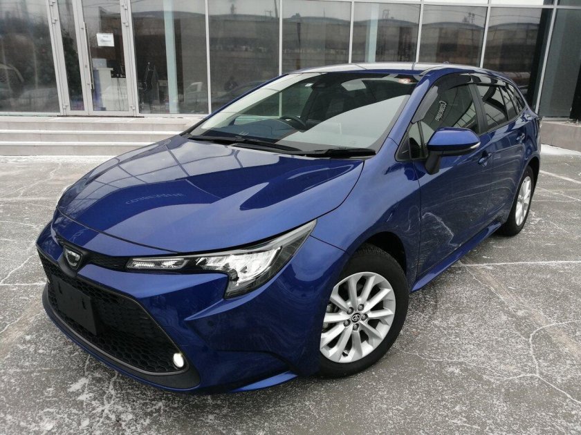 Тойота королла 2020 года