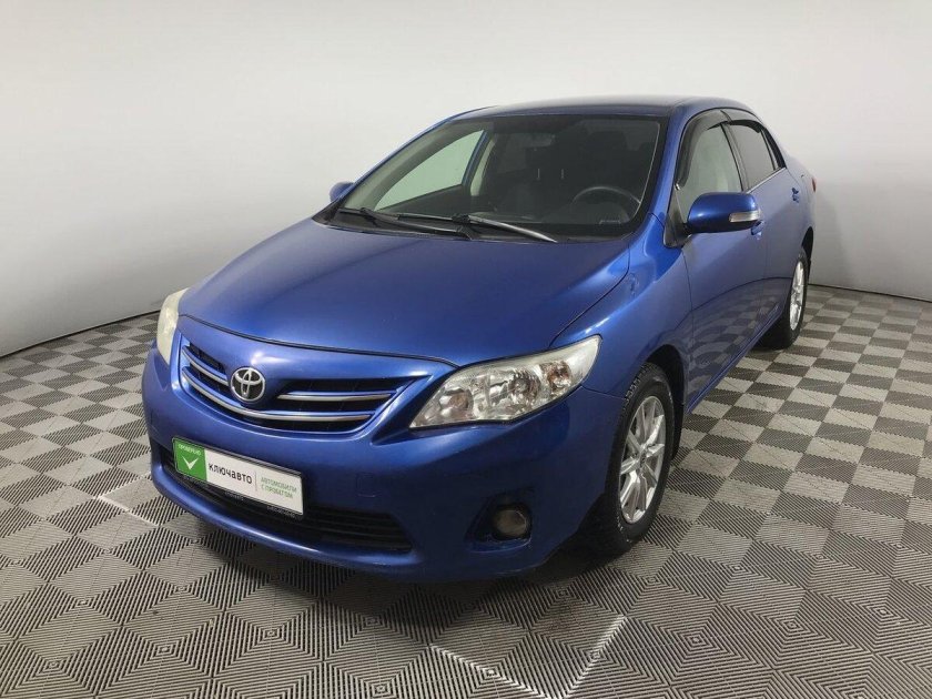 Тойота Королла синяя 2005