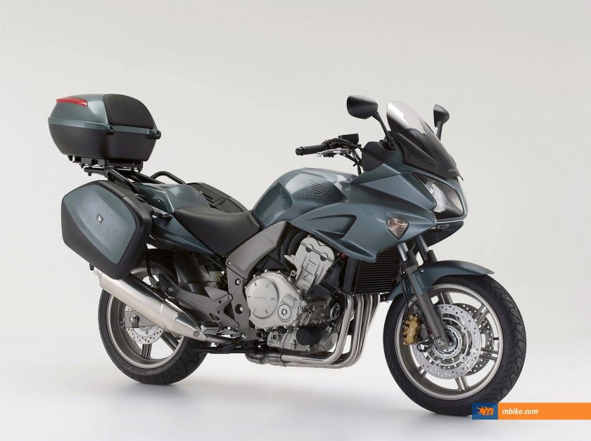 Мотоцикл Honda CBF 1000