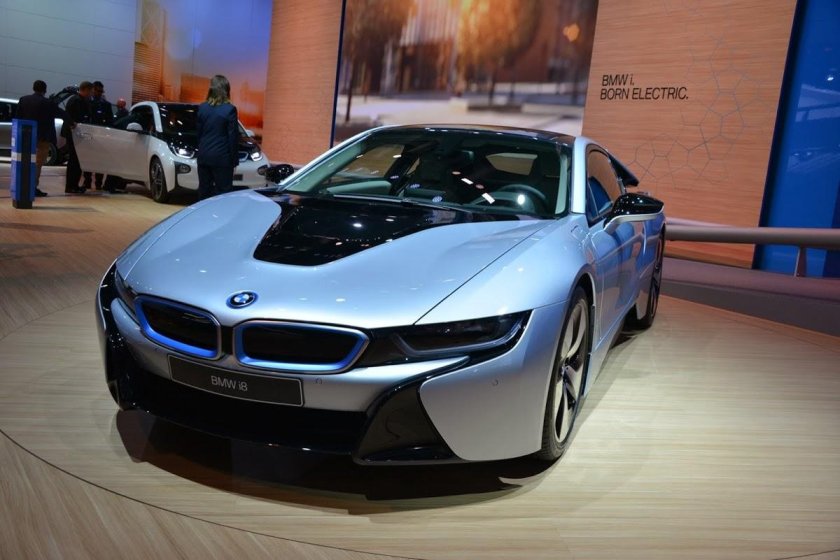 BMW гибрид i8