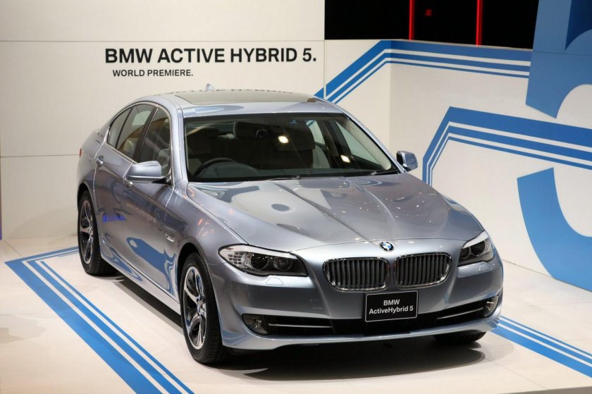 BMW 5 гибрид