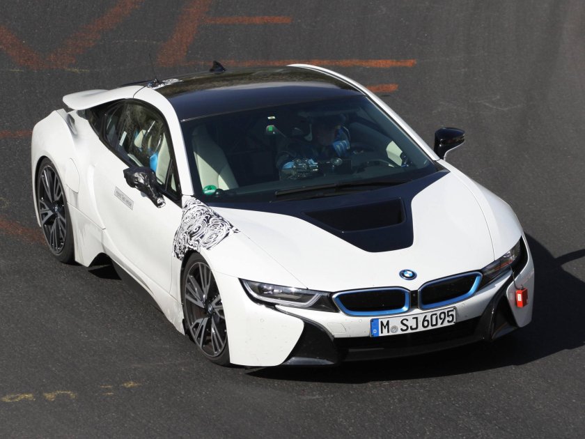 BMW i8