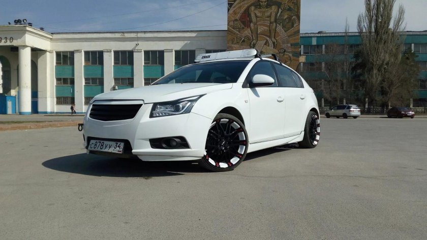 Chevrolet Cruze на 20 дисках