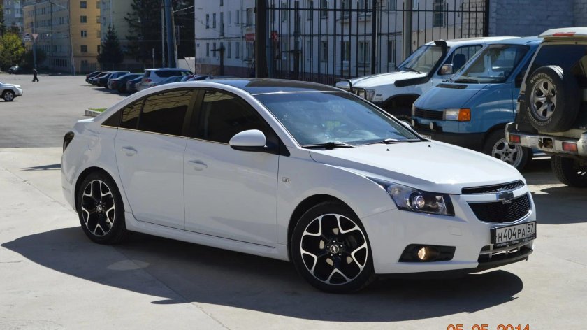 Шевроле Круз 1.8