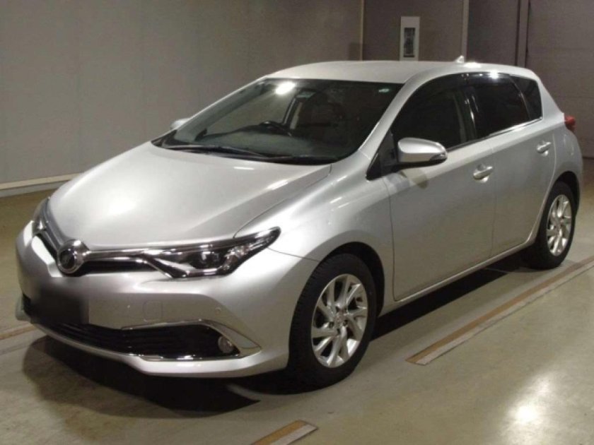 Toyota auris 2016