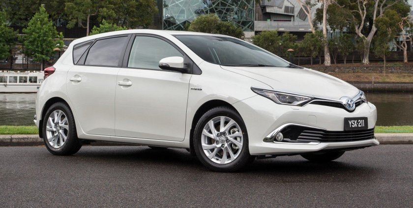 Toyota Auris 2016