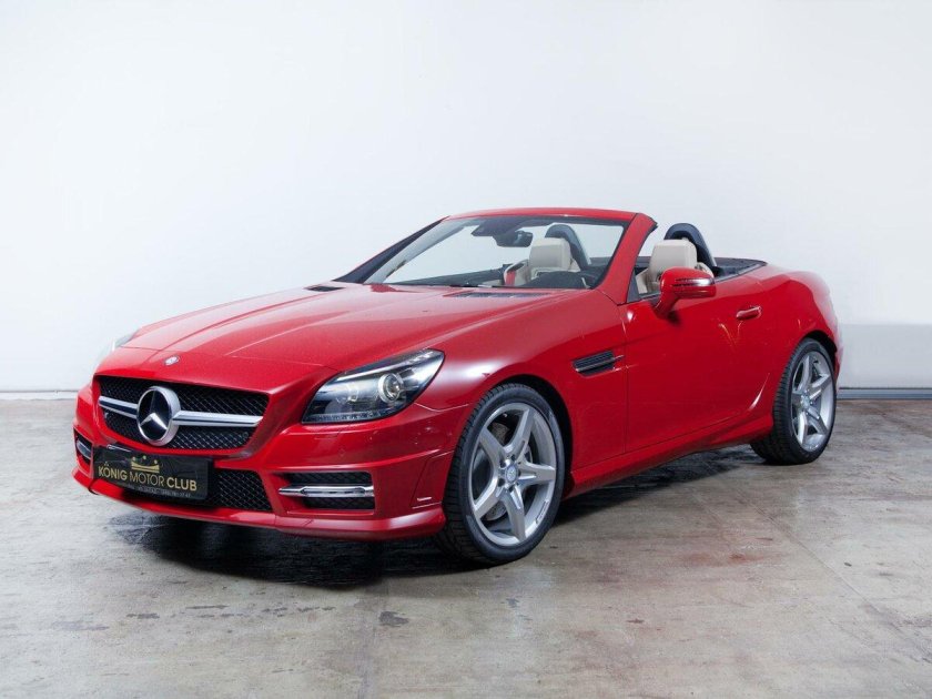 Mercedes SLK r172 красный