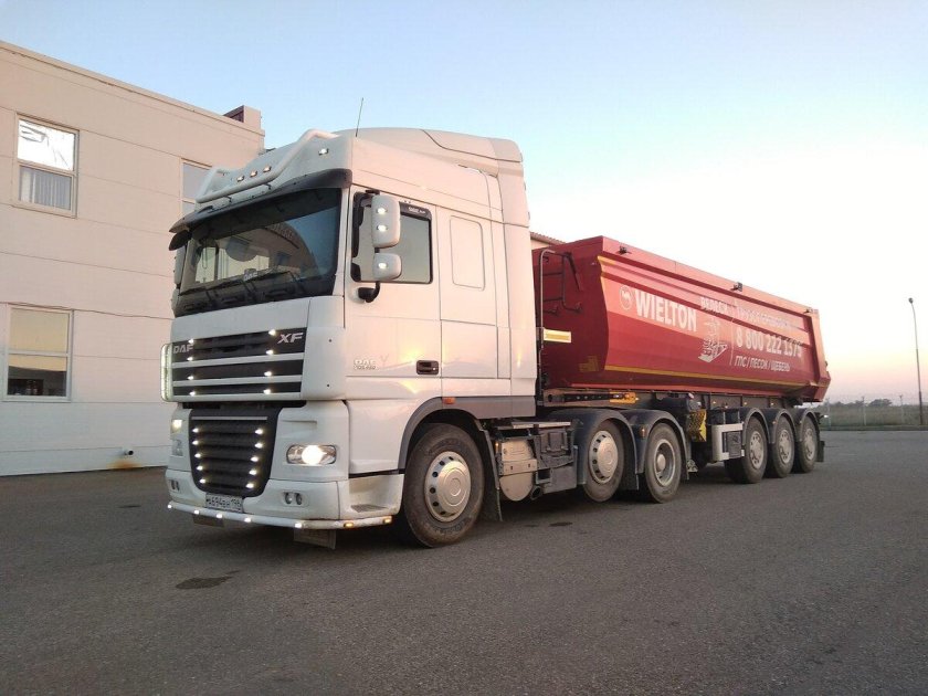 DAF XF 105 Тонар