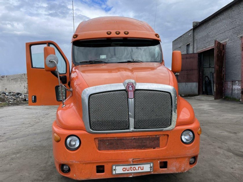 Кенворт т2000 оранжевый