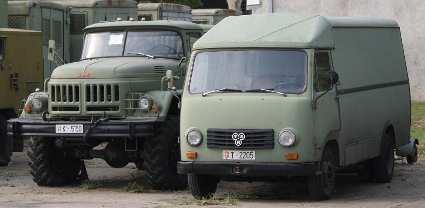 Грузовики -там Югославия