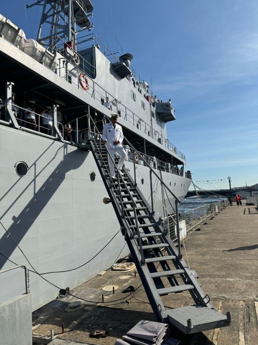 Корабли военные