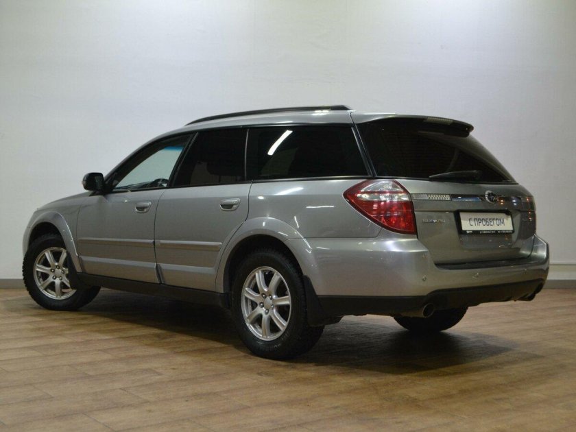 Субару Аутбек 3