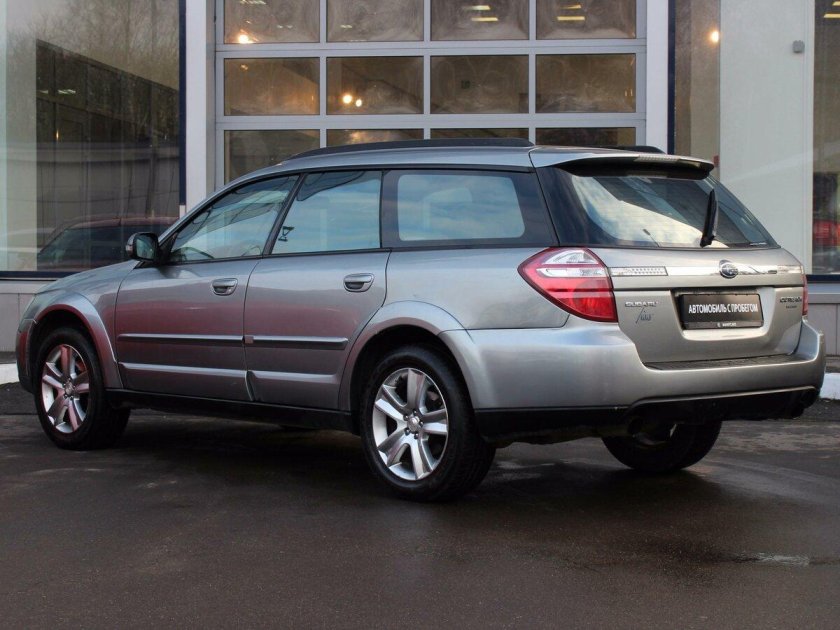 Субару Аутбек 3