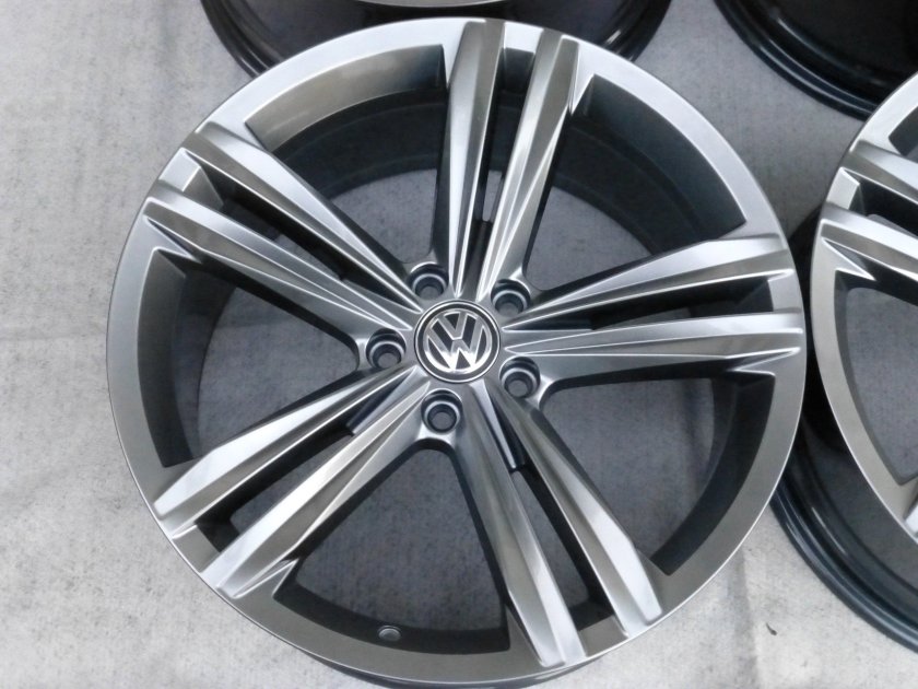 Диски Фольксваген Тигуан 17