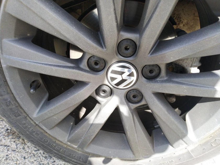 Диски Фольксваген поло r15