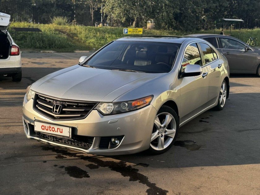 Honda accord 2.4 at 2011