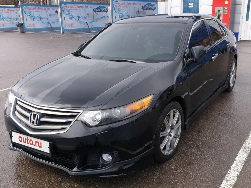 Honda Accord 8 Type s 2.4