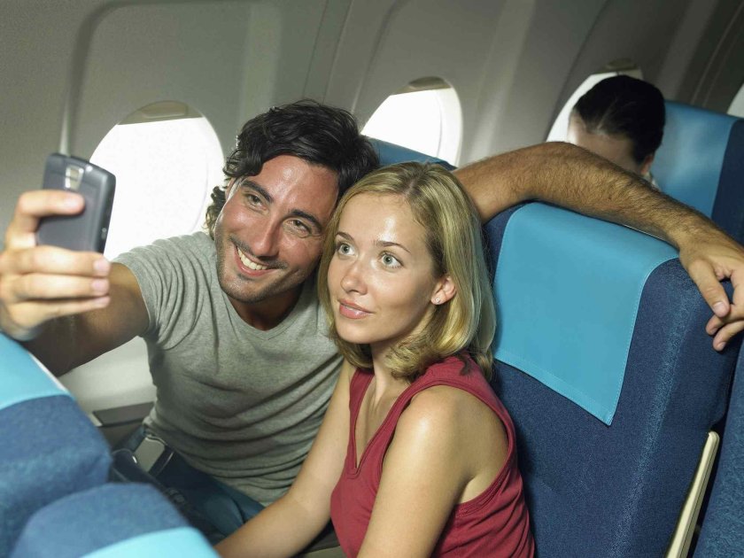 Пара в самолете