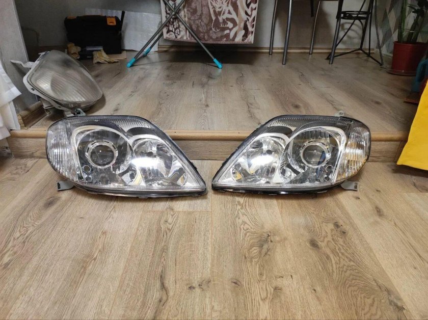 Фара тойота королла 120