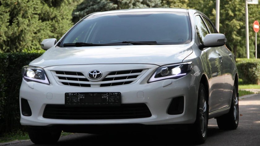 Тойота Королла 150 фары Лексус