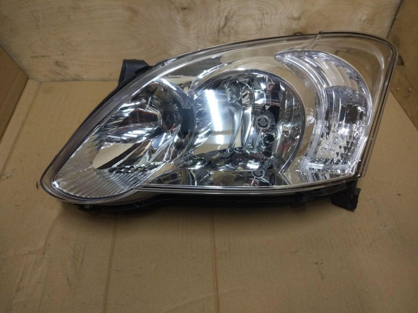 Фары на Тойота Королла 120 кузов