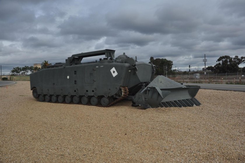 Lvtp5 бронетранспортёр