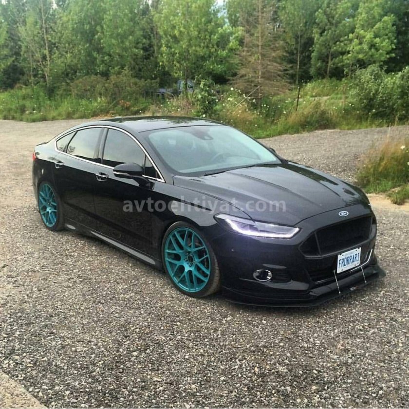 Ford Mondeo 5 Black Tuning