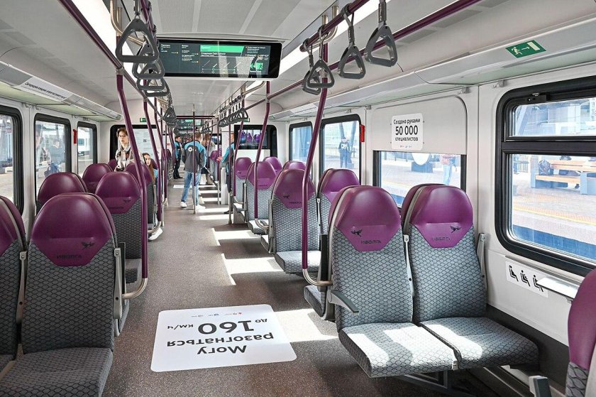 Иволга электропоезд салон