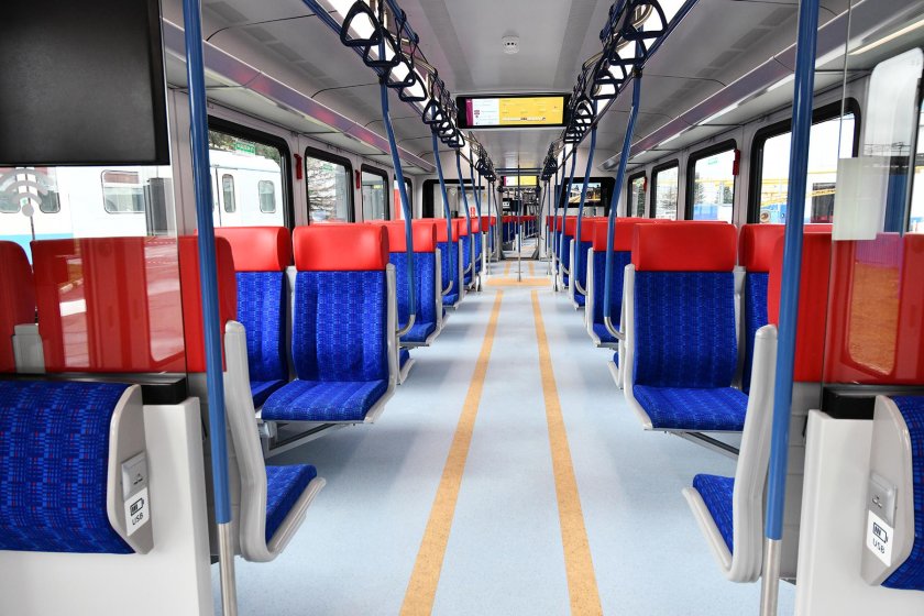 МЦД Иволга салон