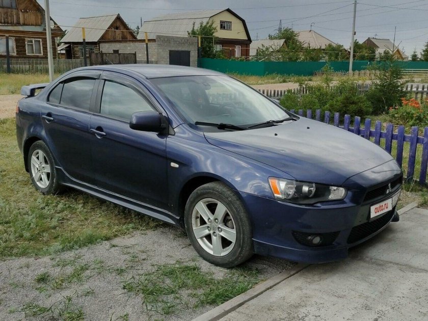 Митсубиси Лансер 2008 синий