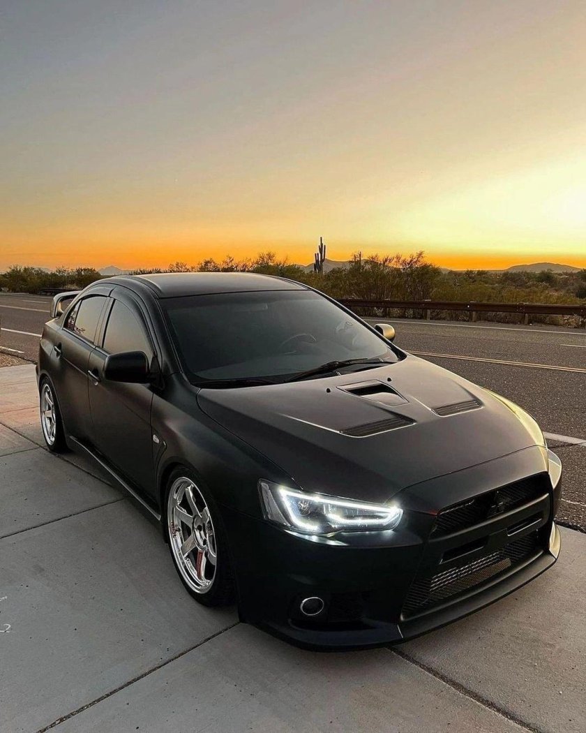 Mitsubishi lancer 10 evolution