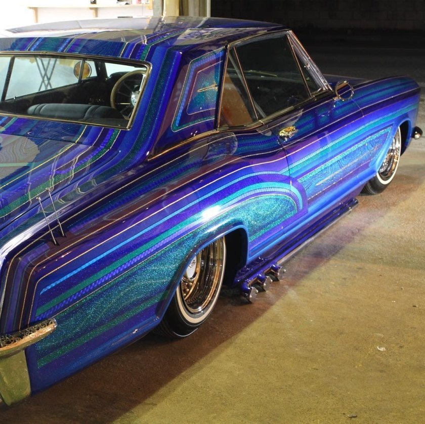 Лоурайдер автомобиль