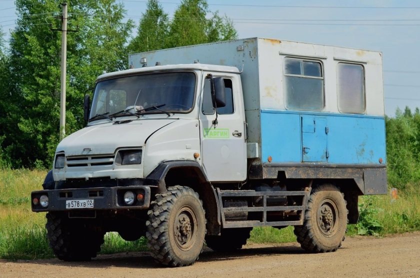 Грузовик ЗИЛ 4327