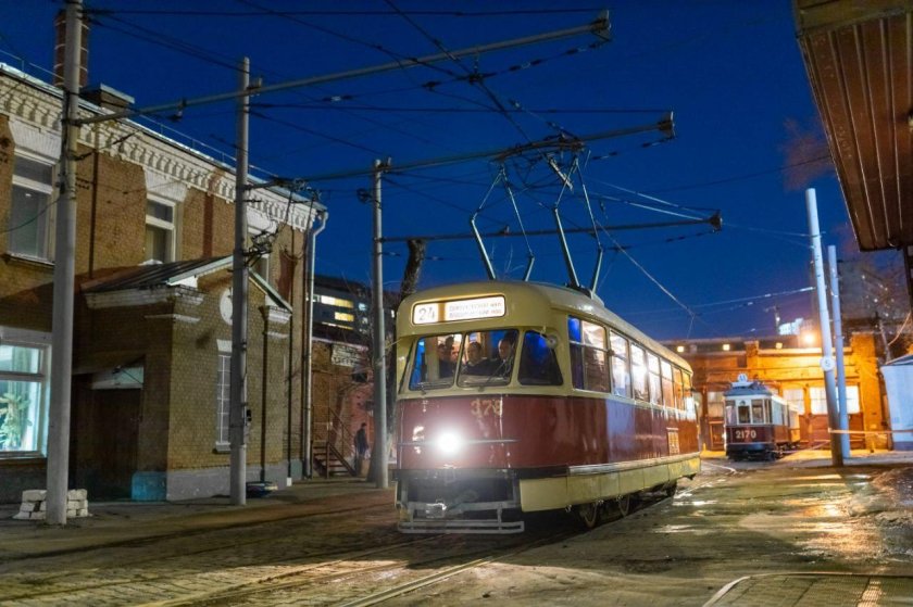 Трамвай татра т2