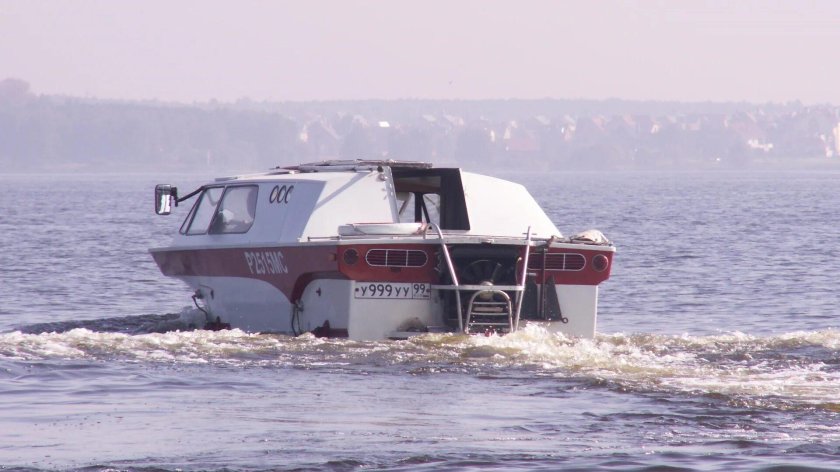 Катер амфибия Тритон-2