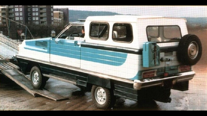 Автомобиль амфибия