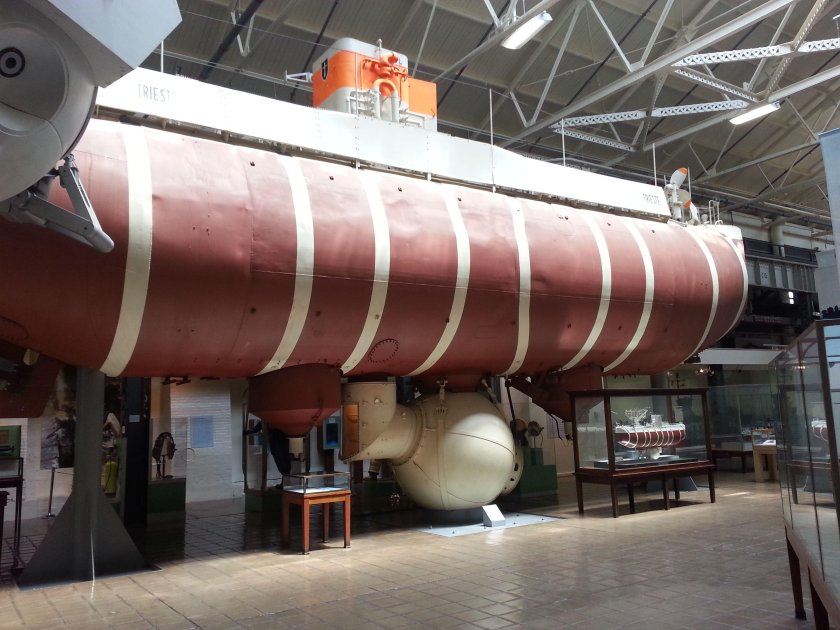 Батискаф Триест