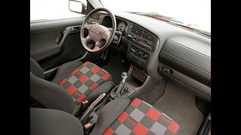 Фольксваген гольф 3 GTI 2.0