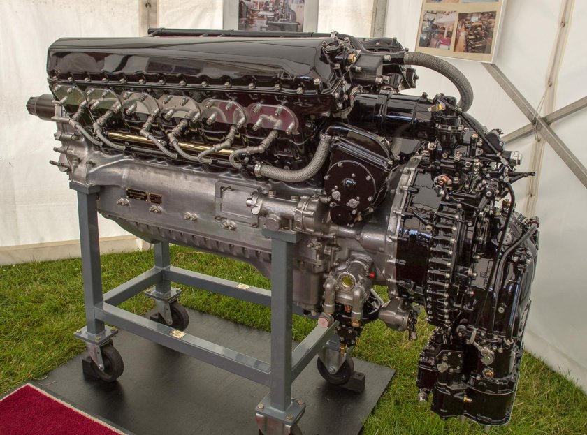 Двигатель Rolls-Royce Merlin