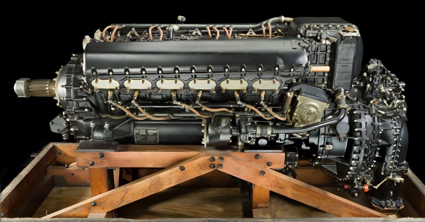 Двигатель rolls-royce merlin