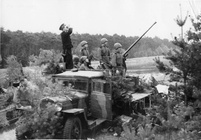 Зенитка ГАЗ 72к