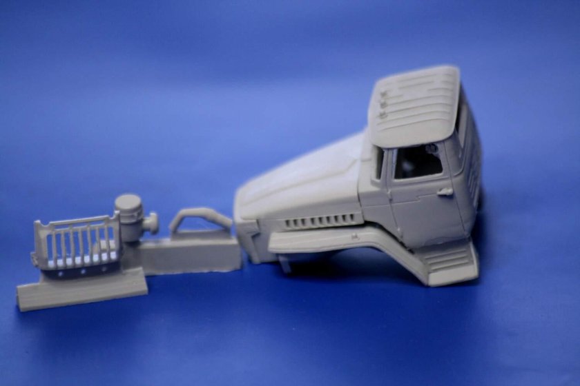 Урал-4320 капот длинный