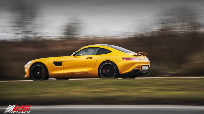 Спортивные машины с длинным капотом