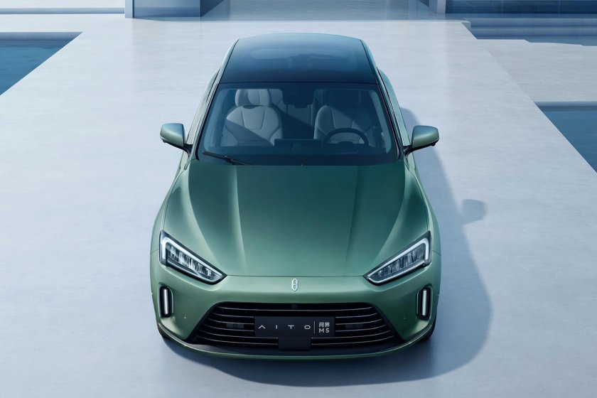 Huawei автомобиль