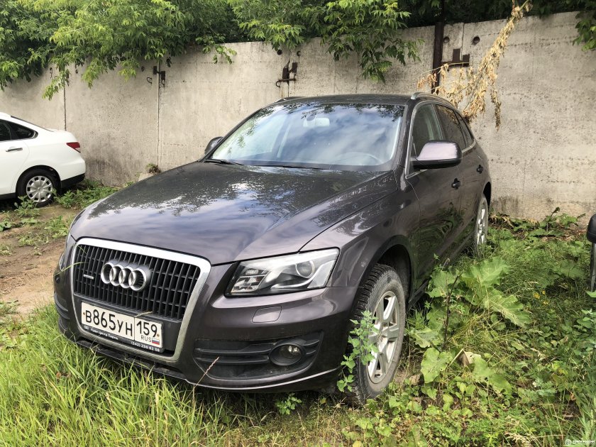 Ауди q5 серая