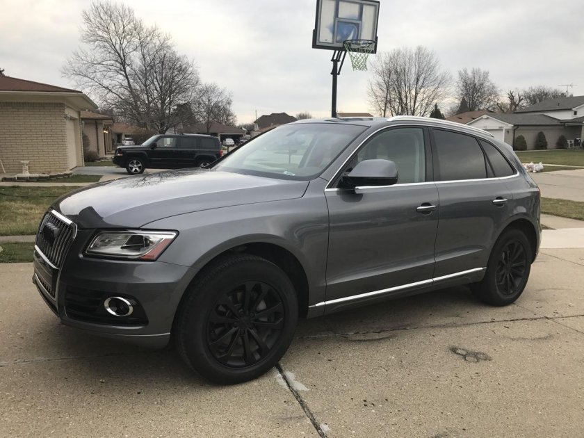 Audi q5 Grey