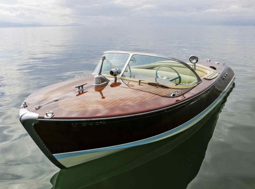 Итальянский катер Рива