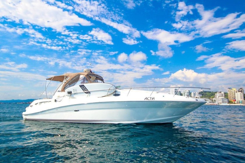 Яхта в сочи