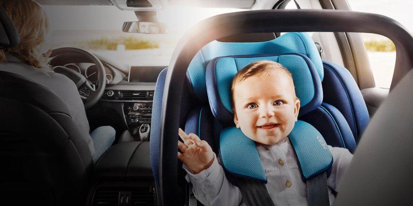 Ребенок в детском кресле