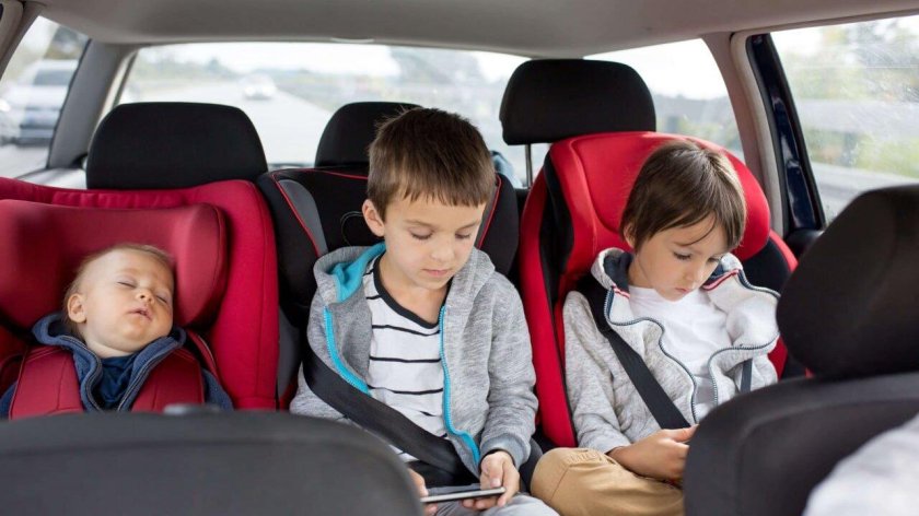 Правила перевозки детей в автомобиле